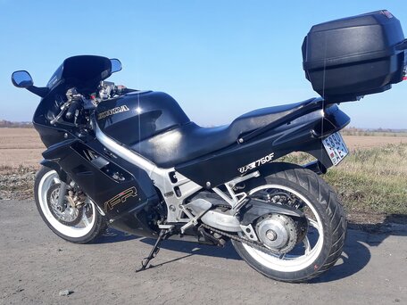 1991 Honda VFR 750, чёрный, 144339 рублей, вид 2
