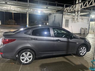 2013 Hyundai Solaris I, чёрный, 1150000 рублей, вид 5