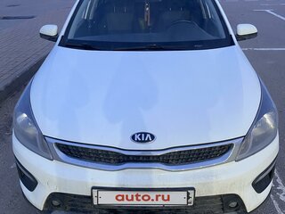 2018 Kia Rio X-Line IV, белый, 1390000 рублей, вид 2