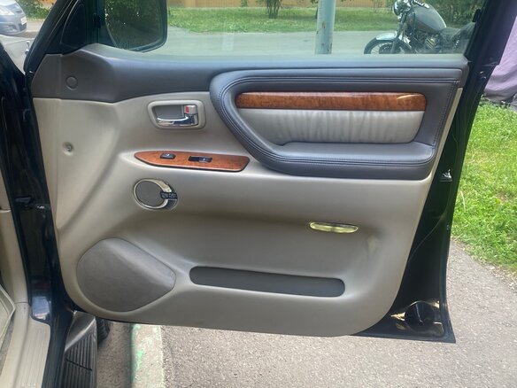 2004 Lexus LX 470 II Рестайлинг, чёрный, 2300000 рублей - вид 15