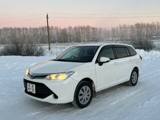 2017 Toyota Corolla Fielder XI (E160, E170, E180) Рестайлинг 1, белый, 1420000 рублей, вид 1