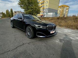 2020 BMW 7 серии Long 730Ld xDrive VI (G11/G12) Рестайлинг, чёрный, 5120000 рублей, вид 2
