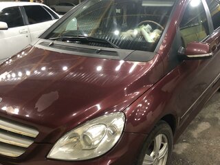 2010 Mercedes-Benz B-Класс 180 I (W245) Рестайлинг, красный, 900000 рублей, вид 4