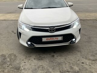 2014 Toyota Camry VII (XV50), белый, 1830000 рублей, вид 1
