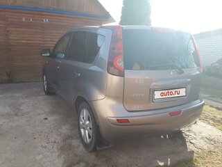 2011 Nissan Note I Рестайлинг, коричневый, 725000 рублей, вид 3