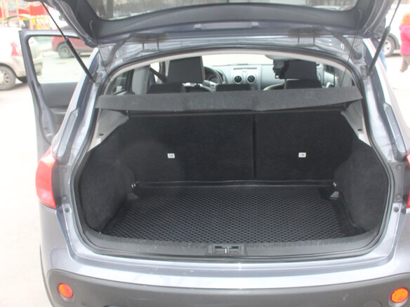 2009 Nissan Qashqai I, серый