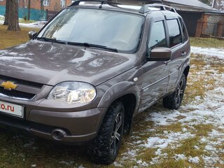 2015 Chevrolet Niva I Рестайлинг, коричневый, 660000 рублей, вид 1