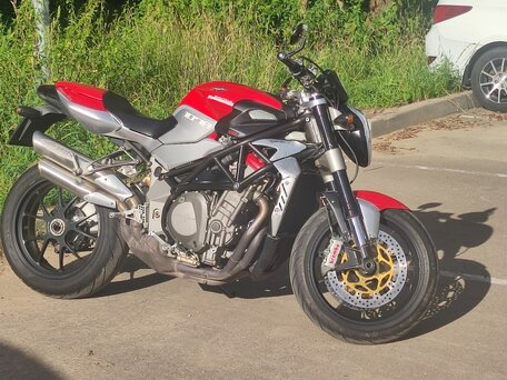 2009 MV Agusta Brutale 1078, красный, 420000 рублей, вид 4
