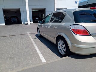 2006 Opel Astra H, серебристый, 600000 рублей, вид 3