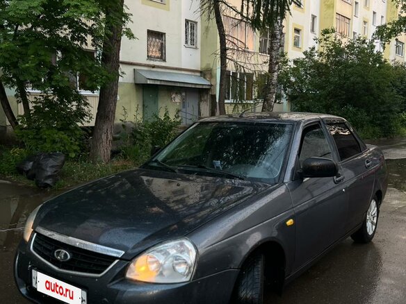 2013 Lada (ВАЗ) Priora I, серый, 180000 рублей - вид 1