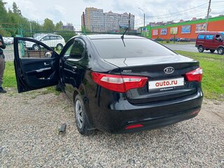 2012 Kia Rio III, чёрный, 780000 рублей, вид 3