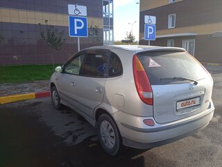 2002 Nissan Tino, серебристый, 260000 рублей, вид 3