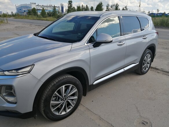 2018 Hyundai Santa Fe IV, серебристый - вид 5
