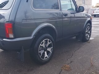 2019 Lada (ВАЗ) 2121 (4x4) Urban I Рестайлинг (2020), серебристый, 805000 рублей, вид 5