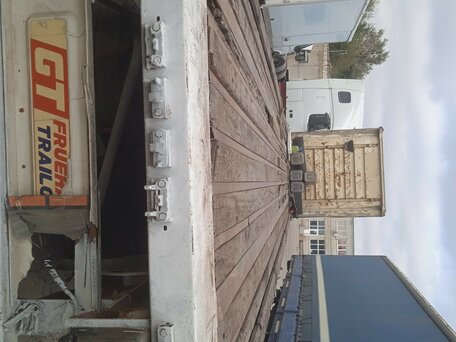 2002 Fruehauf Полуприцеп-бортовой, белый, 700000 рублей, вид 4