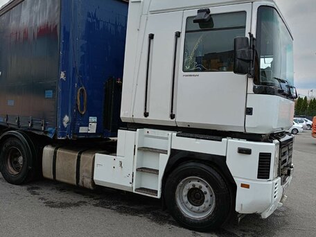 2002 Renault Magnum, белый, 1500000 рублей, вид 3