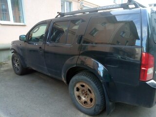 2008 Nissan Pathfinder III, чёрный, 1000000 рублей, вид 2