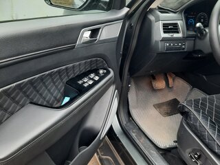 2020 SsangYong Rexton IV Рестайлинг, серый, 4200000 рублей, вид 4