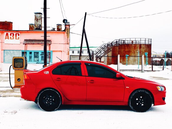 2007 Mitsubishi Lancer X, красный