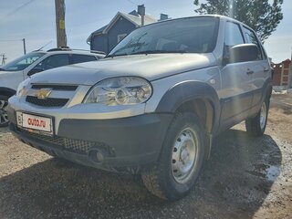 2019 Chevrolet Niva I Рестайлинг, серебристый, 670000 рублей, вид 2