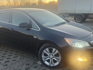 2012 Opel Astra J Рестайлинг, чёрный, 900000 рублей, вид 3