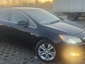2012 Opel Astra J Рестайлинг, чёрный, 900000 рублей - вид 2
