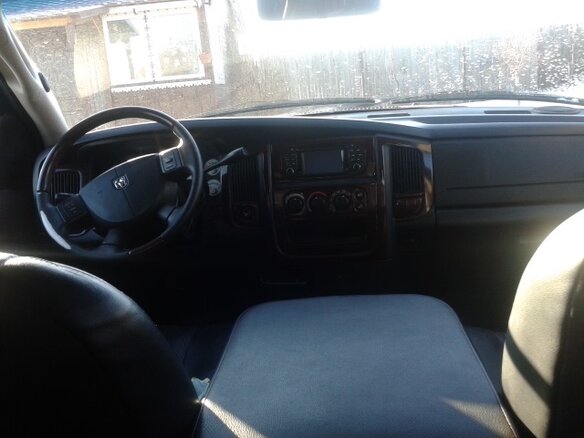 2004 Dodge RAM III (DR/DH), чёрный - вид 3