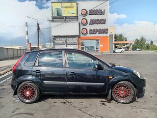 2007 Ford Fiesta Mk5, чёрный, 520000 рублей, вид 2
