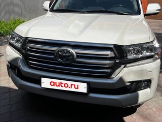 2020 Toyota Land Cruiser 200 Series Рестайлинг 2, белый, 8200000 рублей, вид 2