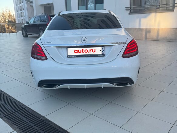 2017 Mercedes-Benz C-Класс 180 9G-TRONIC IV (W205), белый, 2200000 рублей - вид 3
