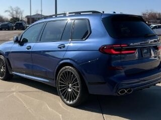 2025 Alpina XB7 G07 Рестайлинг, синий, 27861339 рублей, вид 4