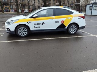 2019 Hyundai Solaris II, белый, 820000 рублей, вид 2