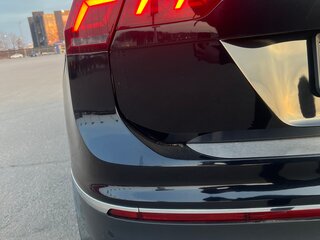 2020 Volkswagen Tiguan II Рестайлинг, чёрный, 3650000 рублей, вид 5