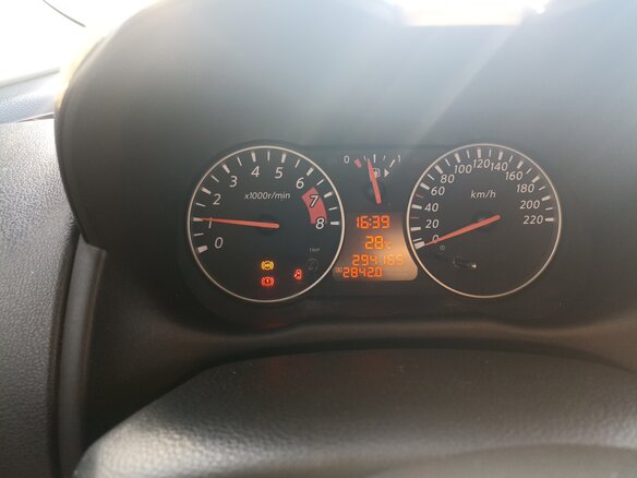 2011 Nissan Note I Рестайлинг, серебристый, 650000 рублей - вид 11
