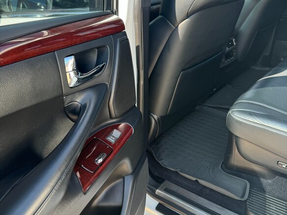 2014 Lexus LX 570 III Рестайлинг, белый, 6200000 рублей - вид 14