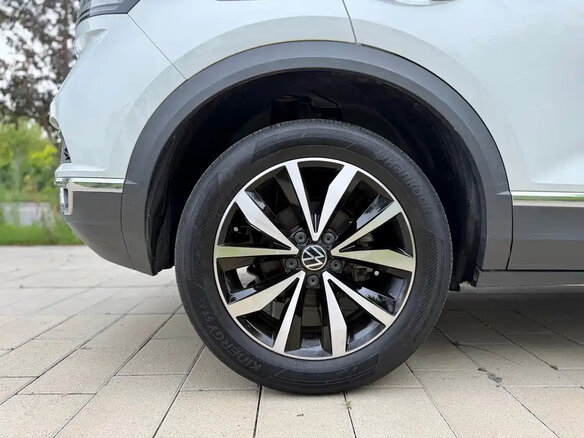 2023 Volkswagen T-Roc I (China Market) Рестайлинг, белый, 1750001 рублей - вид 9