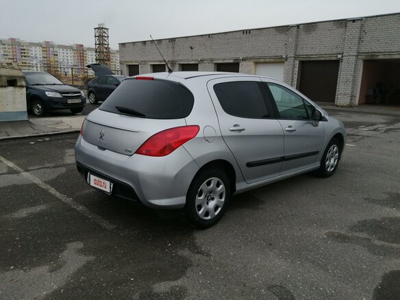 2011 Peugeot 308 I Рестайлинг, серебристый - вид 3
