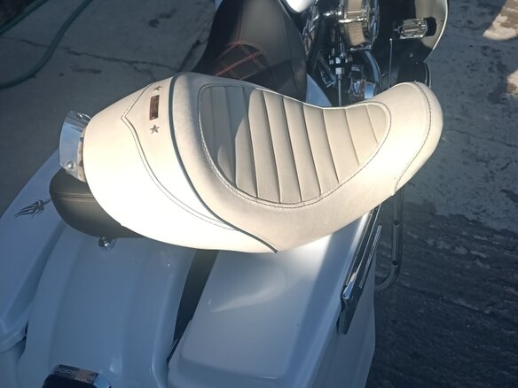 2007 Harley-Davidson Electra Glide, белый, 1100000 рублей - вид 13