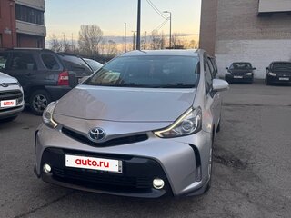 2015 Toyota Prius Alpha I (ZVW40/41) Рестайлинг, серебристый, 1500000 рублей, вид 3