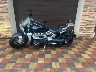 2021 Triumph Rocket III, чёрный, 1999999 рублей, вид 1
