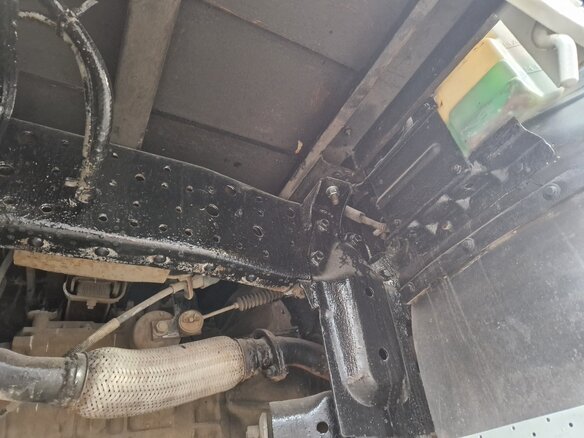 1995 Nissan Diesel Condor, белый, 1250000 рублей - вид 13