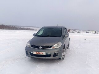 2011 Nissan Tiida I, серебристый, 490000 рублей, вид 1