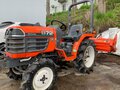 2005 Kubota Aste, красный, 550000 рублей - вид 1
