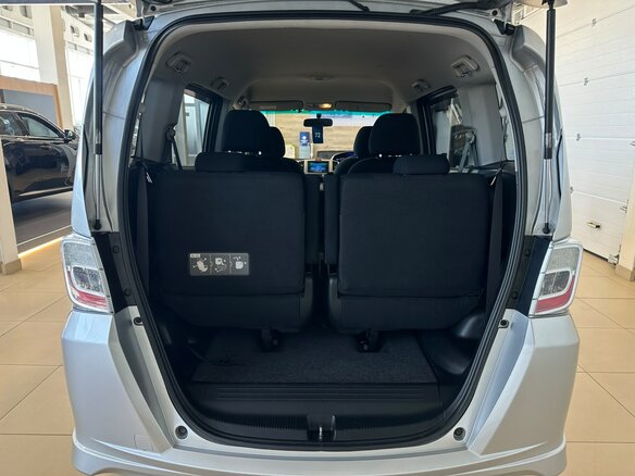 2012 Honda Freed I Рестайлинг, серый, 1249999 рублей - вид 20