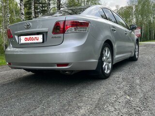 2010 Toyota Avensis III, серебристый, 1500000 рублей, вид 4
