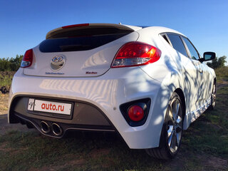 2015 Hyundai Veloster I Рестайлинг, белый, 1800000 рублей, вид 2