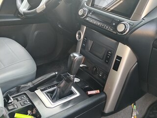 2013 Toyota Land Cruiser Prado 150 Series, серый, 3500000 рублей, вид 5