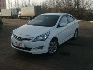 2015 Hyundai Solaris I Рестайлинг, белый, 550000 рублей, вид 1