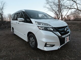 2019 Nissan Serena V (C27) Рестайлинг, белый, 2000000 рублей, вид 2