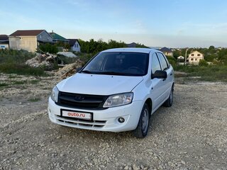 2012 Lada (ВАЗ) Granta I, белый, 450000 рублей, вид 1